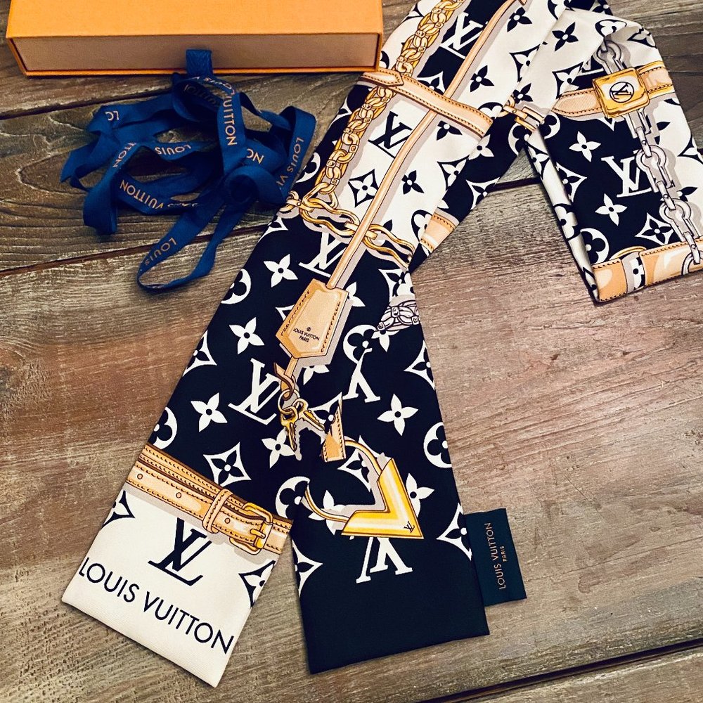 LV Bandeau Monogram Confidential Chains NWT